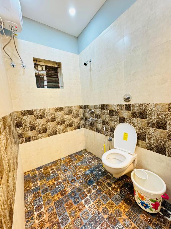 Atik home stay - Tap to explore photos