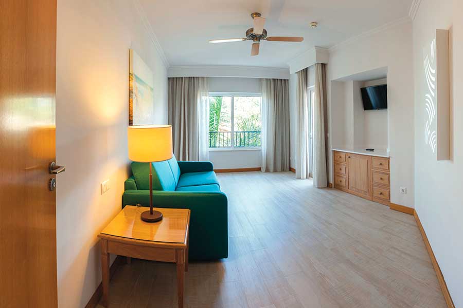 Hotel RIU Guarana - All Inclusive - Tap to explore photos