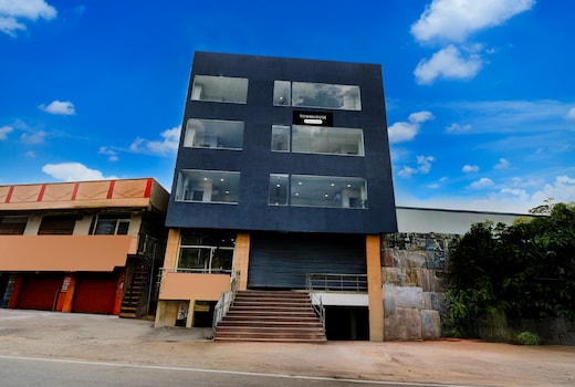 Super Townhouse Cherlapally Bus Terminal Formerly Hotel Chakripuram