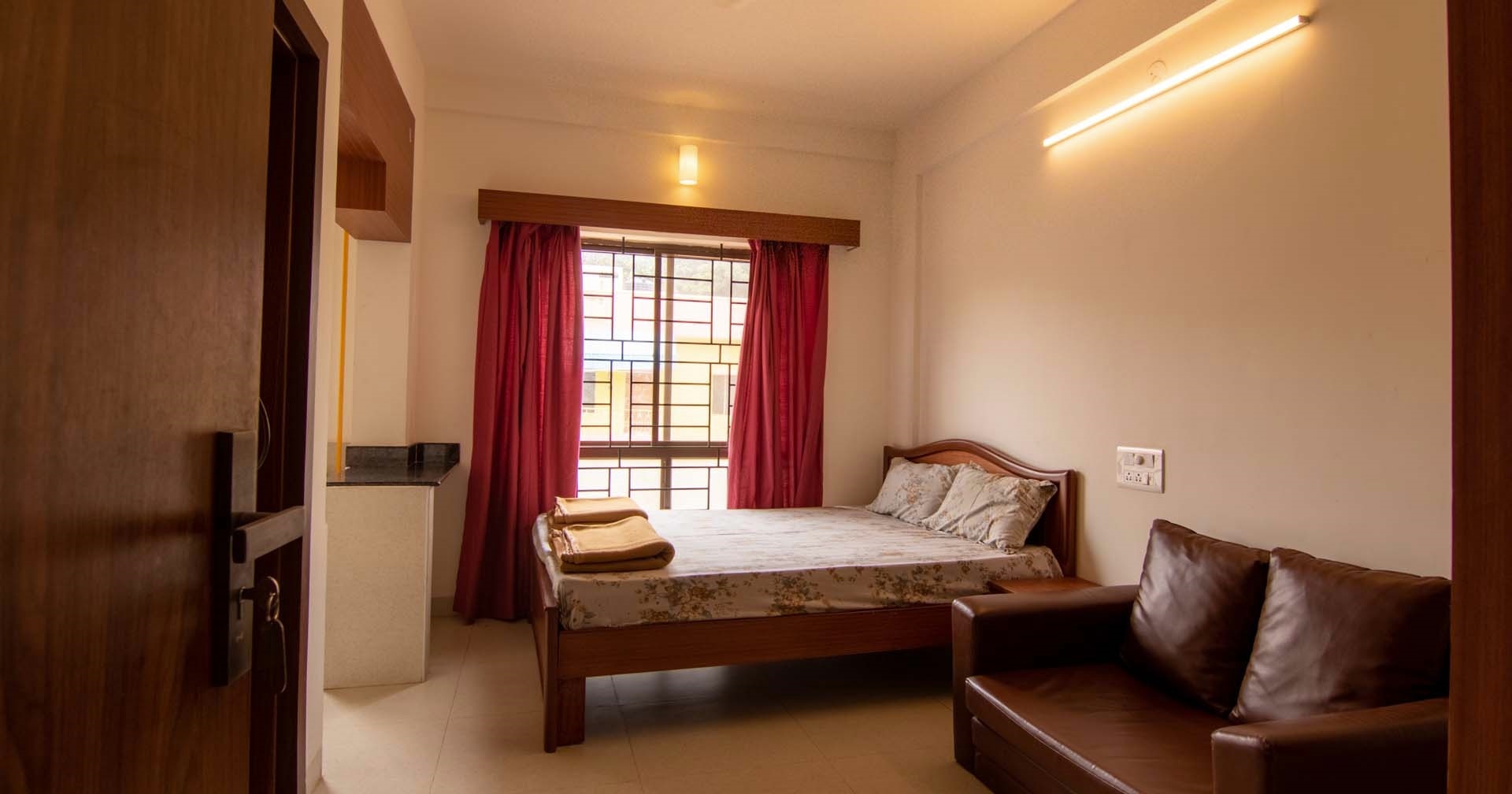 Narayana Studio Apartments | Rooms & Kitchen, Bangalore