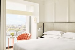 Park Hyatt London River Thames,  London