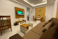 Utsavam Hotel Apartments | Free Pick-up and Drop to Temple | EV Slow Charger, Guruvayur