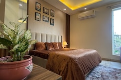 Downtown Luxurious Private Apartment, Zirakpur