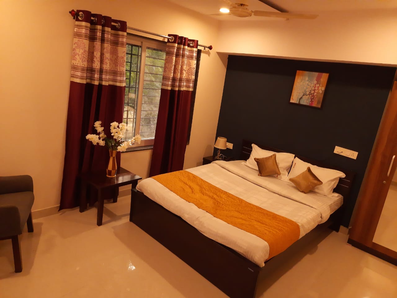 Hotel Girija Inn - Tap to explore photos