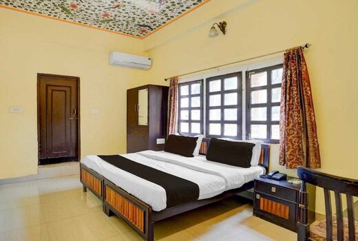 Hotel O Jagatpura Central Railway Station Jaipur