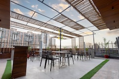 Hotel NBS By Travok, Noida