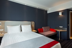 Holiday Inn Express GENEVA AIRPORT, Geneva