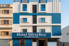 HOTEL SILVER KEY INDORE- MUSAKHEDI, Indore