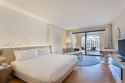 Hilton Malta, L-Iklin