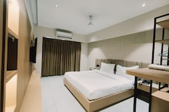 Hotel Shiv Kartik, Surat