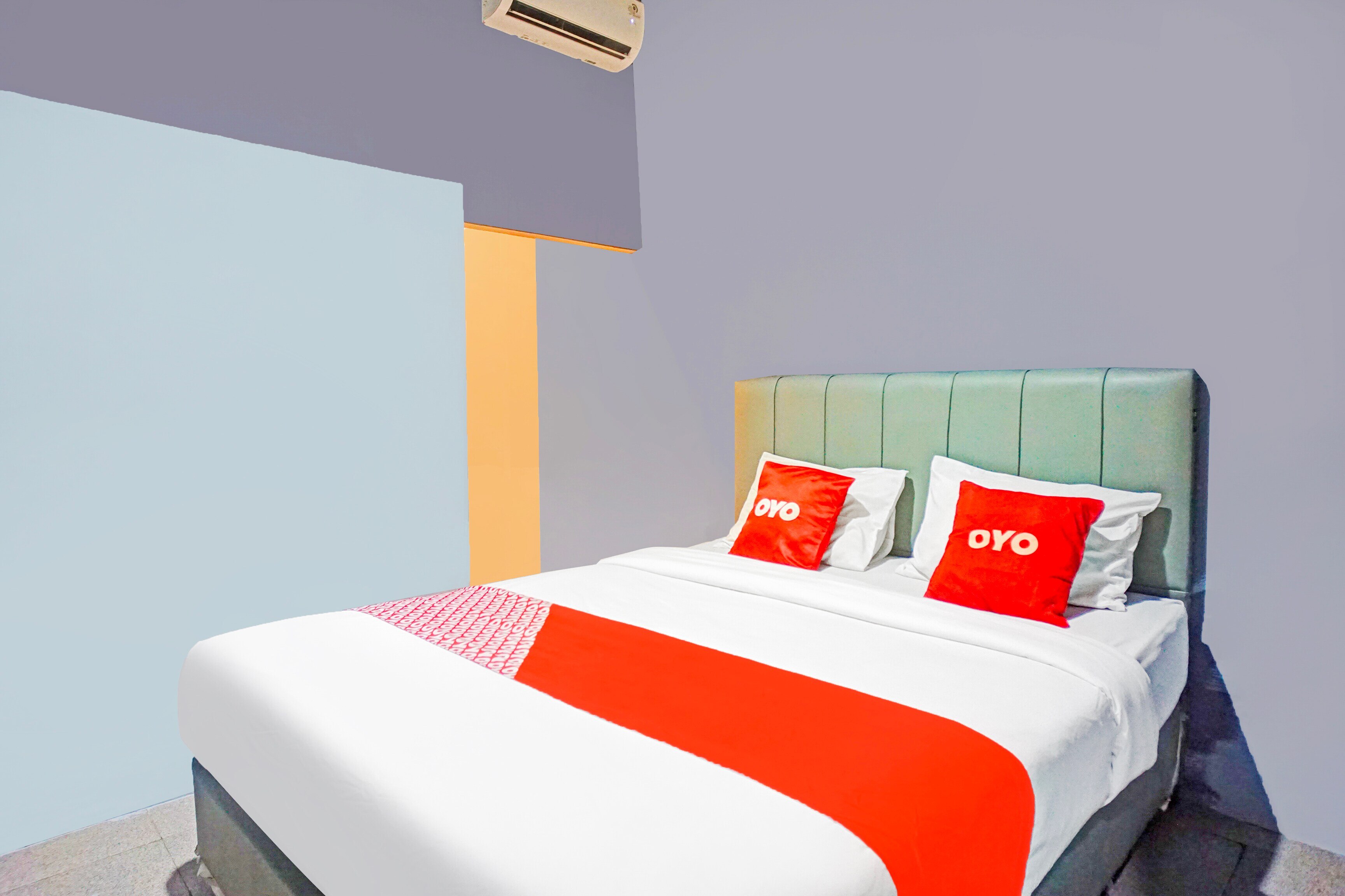 Hotel O Mandala Near Universitas Negeri Medan ( UNIMED ) - Tap to explore photos