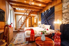 Jannat Resort and Spa (A Centrally Heated River and Himalayas View Resort), Manali