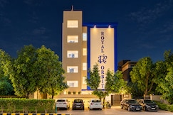 Palette Royal Orbit by CheckIn, DLF Cyber City-Gurugram, Gurgaon