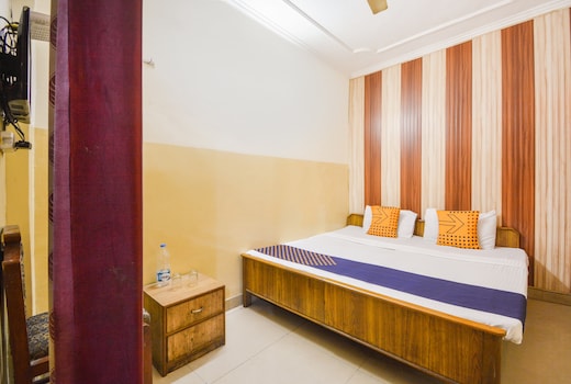SPOT ON 36686 Hotel Om Shanti Palace