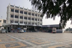 Hotel Navjivan, Dahej