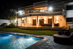 Palacio 6BHK Premium Villa, Lonavala