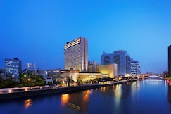 RIHGA Royal Hotel Osaka, Vignette Collection, Osaka