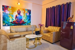 The Cloudy Stay | Entire 3BHK Apartment, Varanasi