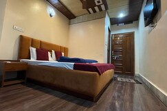 Kashi Dham Guest House, Varanasi