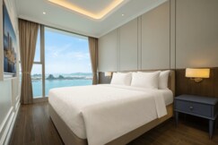 Centara Hotel & Residences Van Don, Beihai