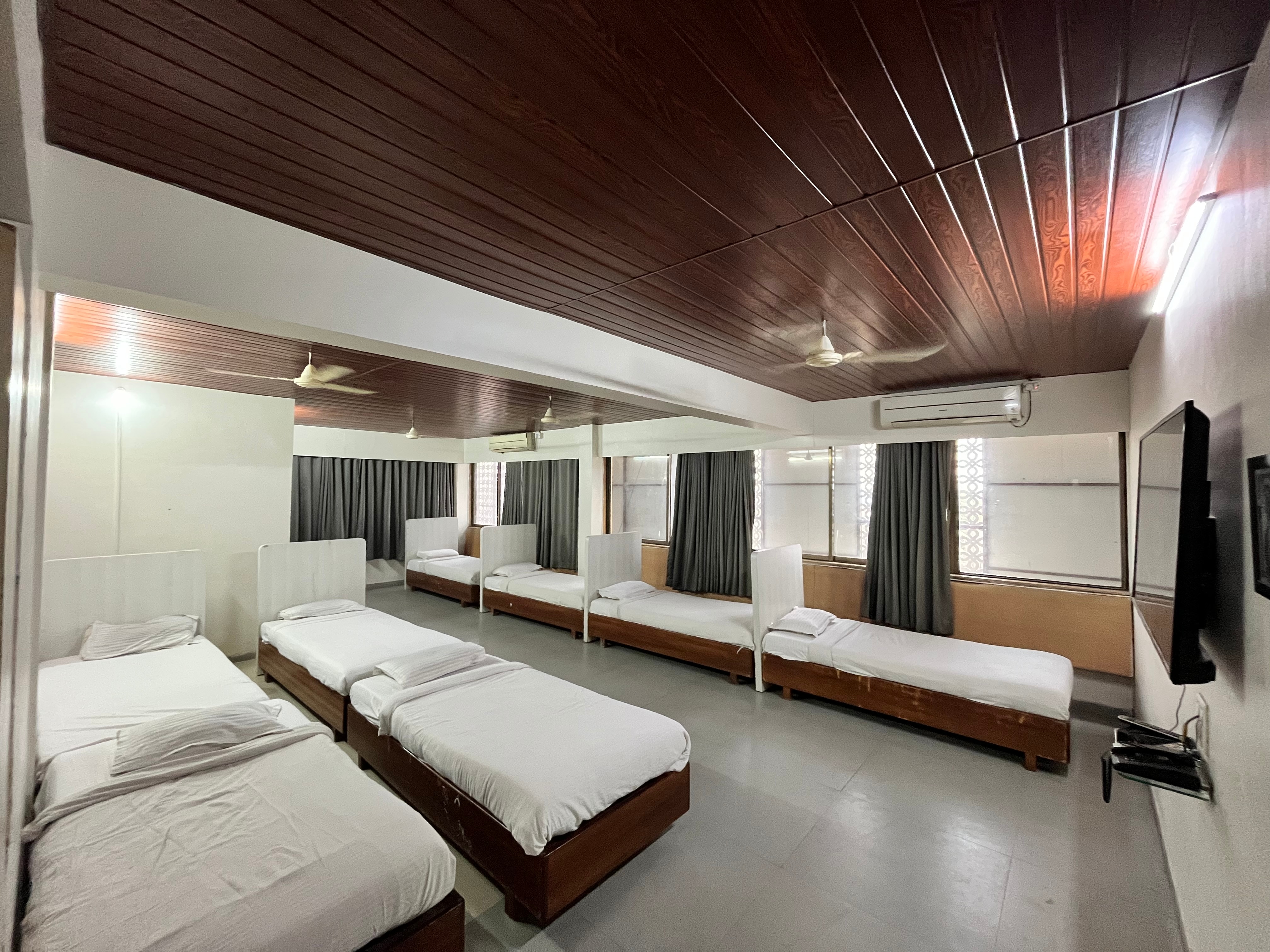 Hotel Sai Palkhi Niwara Shirdi - Newly Renovated - Tap to explore photos