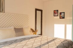 2 Pvt Villas 6BHK 2 Pools Sleeps 24 Assagao, Goa