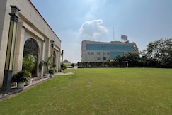 Hotel Park Blu, Sonipat