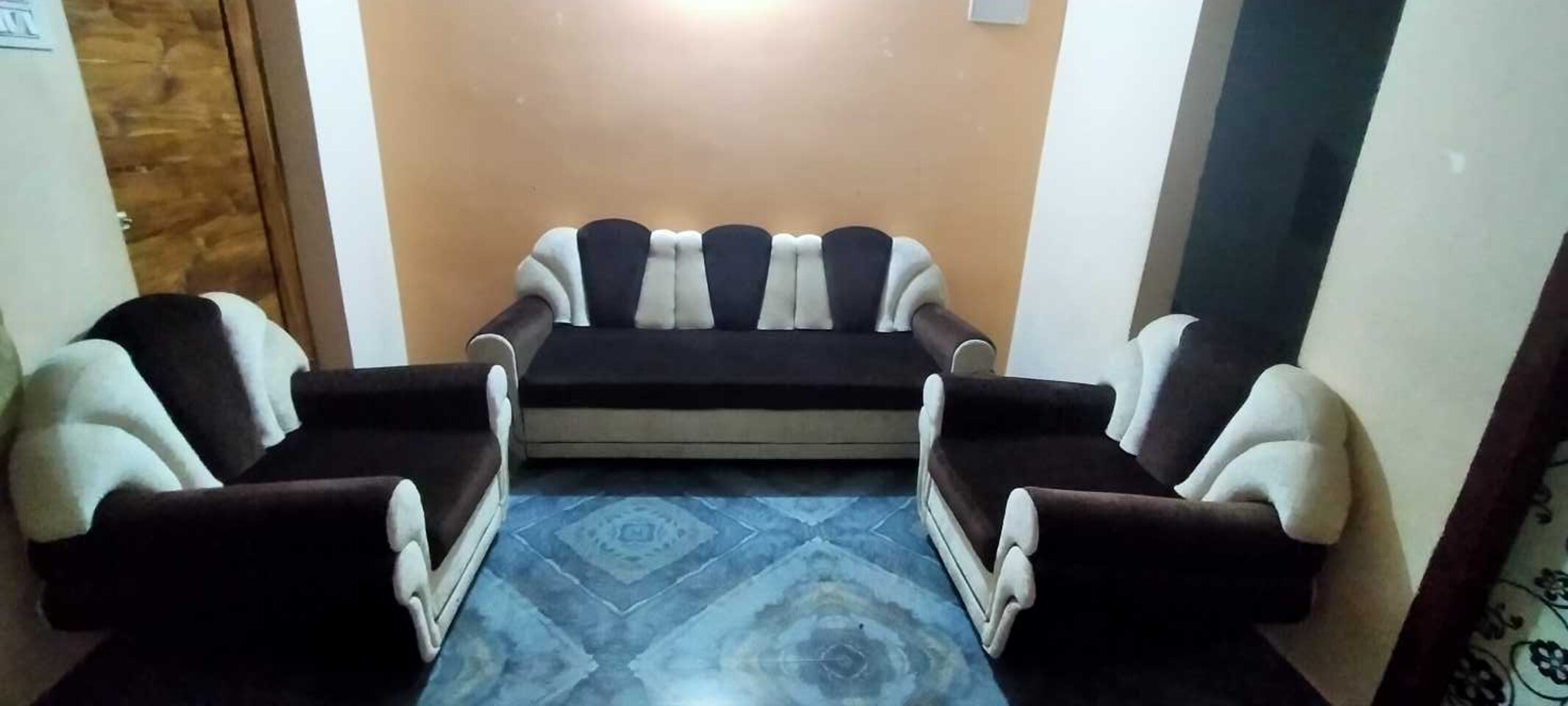 Hotel O HOME Srinivas Service Home - Tap to explore photos