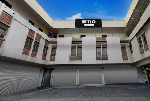 Super Hotel O Lakdikapul Near Birla Mandir