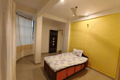 Omkar Niwas, Nashik