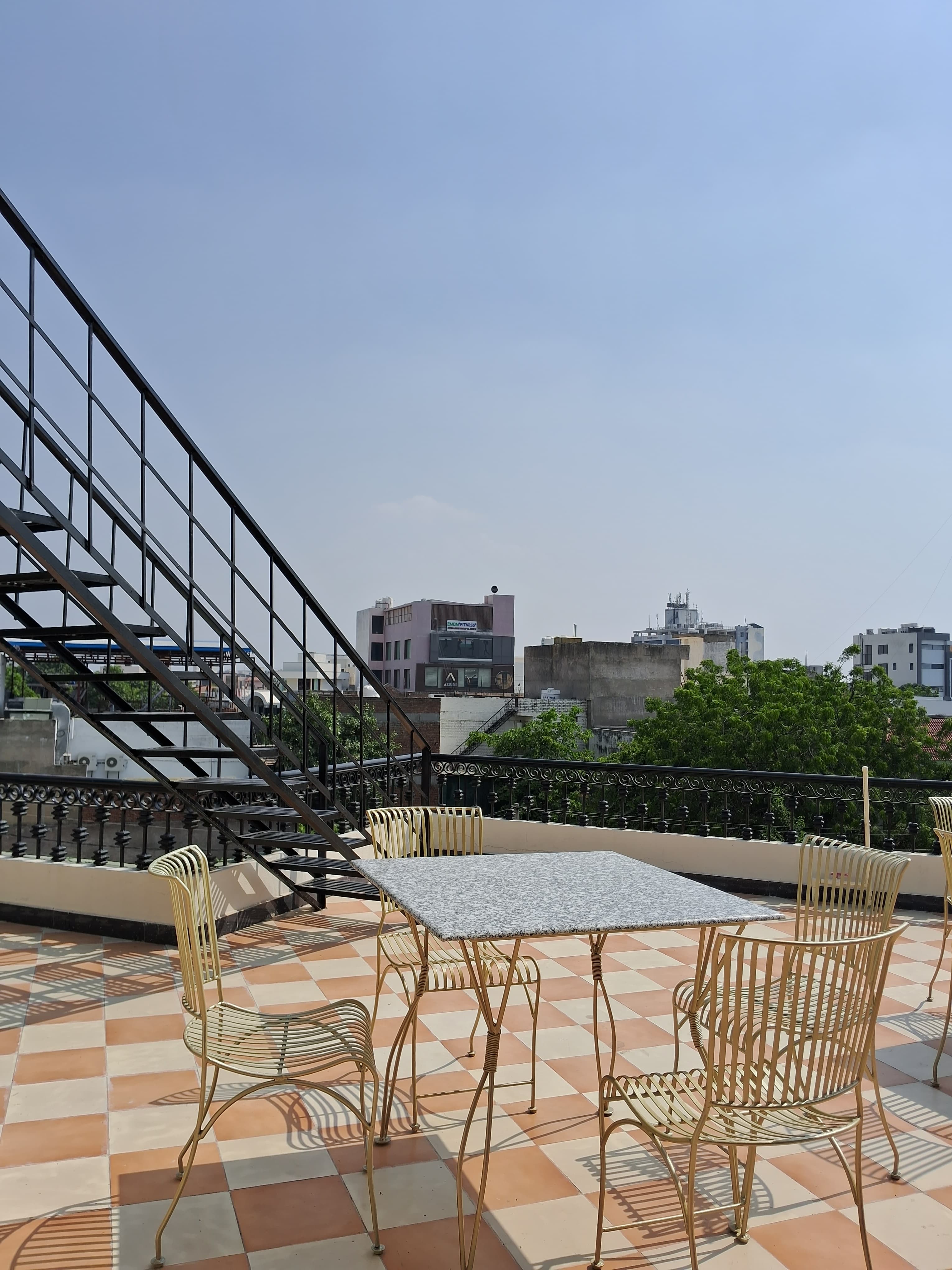 Tordi House 4BHK Appartment - Tap to explore photos