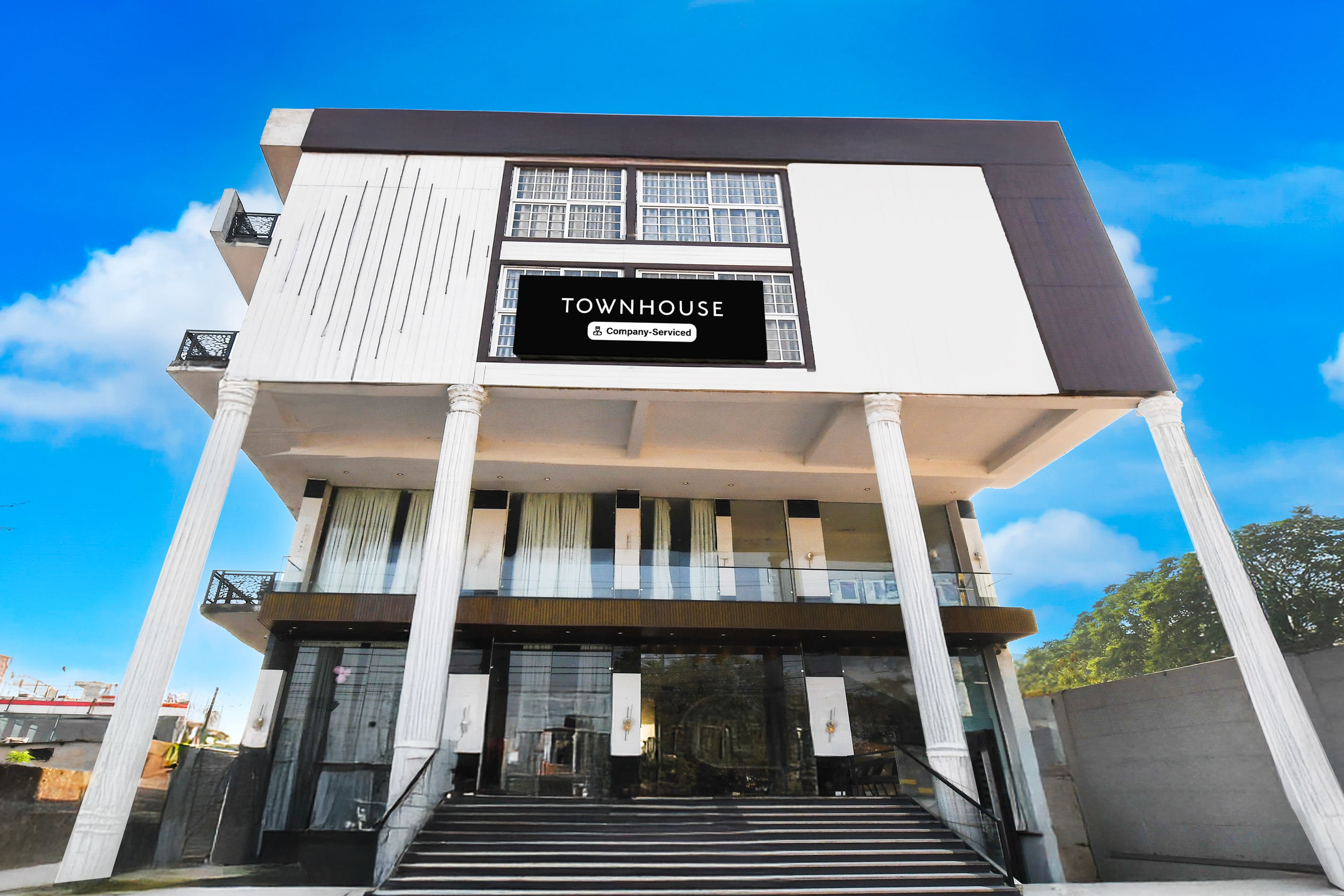 Townhouse NIT Raipur Formerly Hotel City Pride - Tap to explore photos