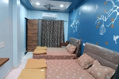 Narmada Deluxe Rooms, Rajpipla