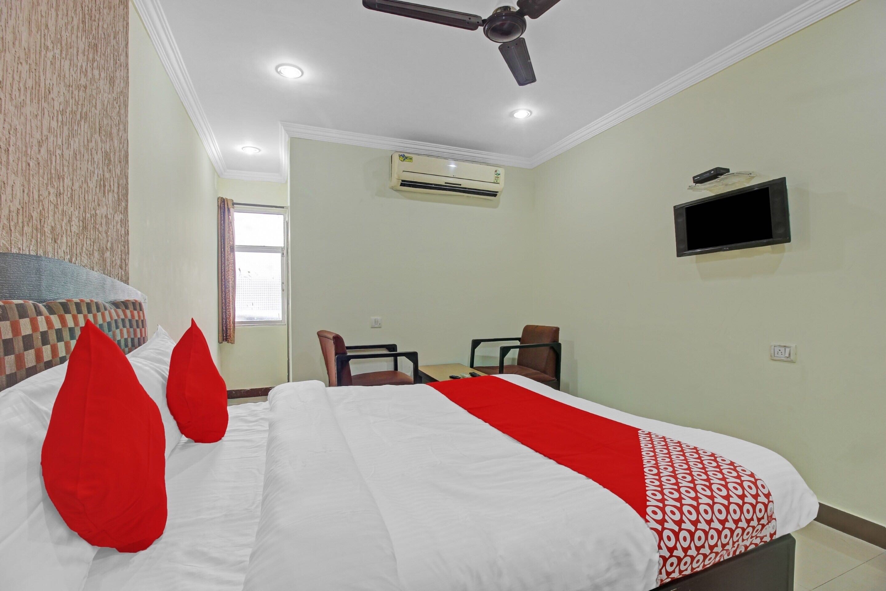 Hotel O Kanak International - Tap to explore photos