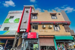 Hotel O Yatika Inn, Kanpur