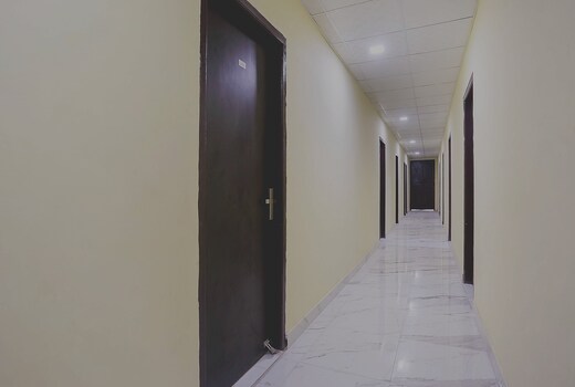 Hotel O Surya Plus