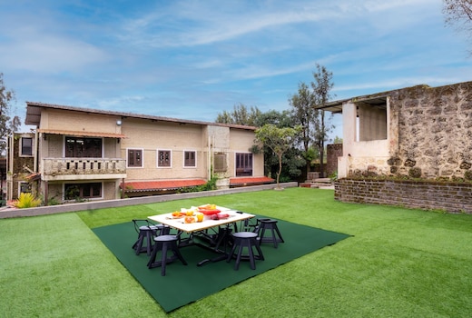 StayVista at Otonia