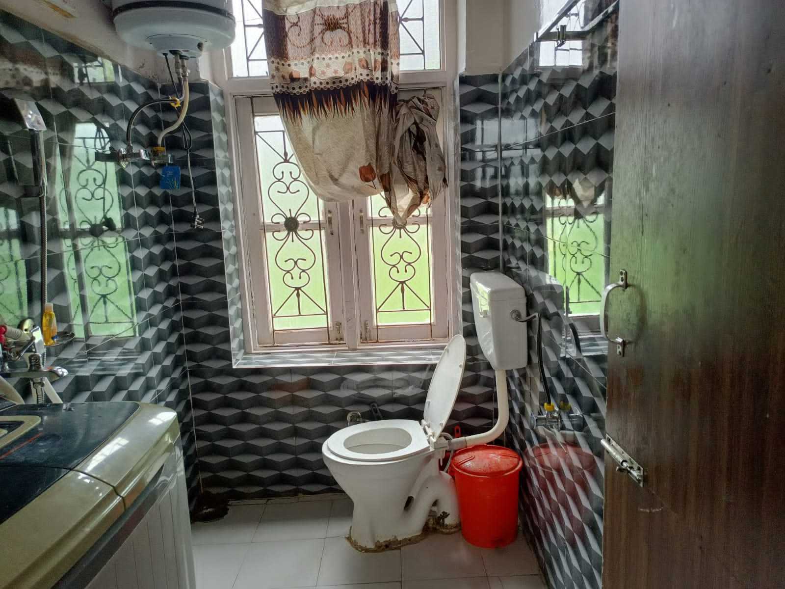 Hotel O Home Sarwat Homestay - Tap to explore photos