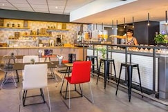 ibis Lausanne Centre, Monthey