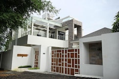 Solomons Ark Luxury Pool Villa, Cochin