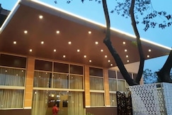 TGN SUITS - HOTEL (Near Raipur Airport), Raipur, Chhattisgarh