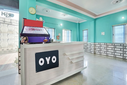 Hotel O Raunak Food Plaza Family Restaurant & Rooms