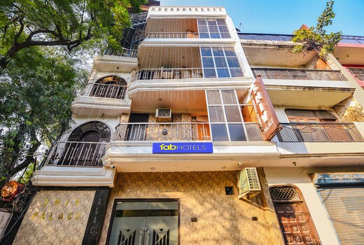FabHotel Shiv Palace