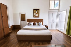 S S Villa, Kalka