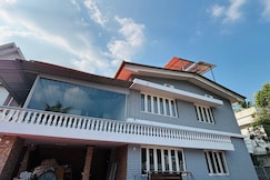 Grey Oasis | 1km from Vadakumnathan Temple, Thrissur