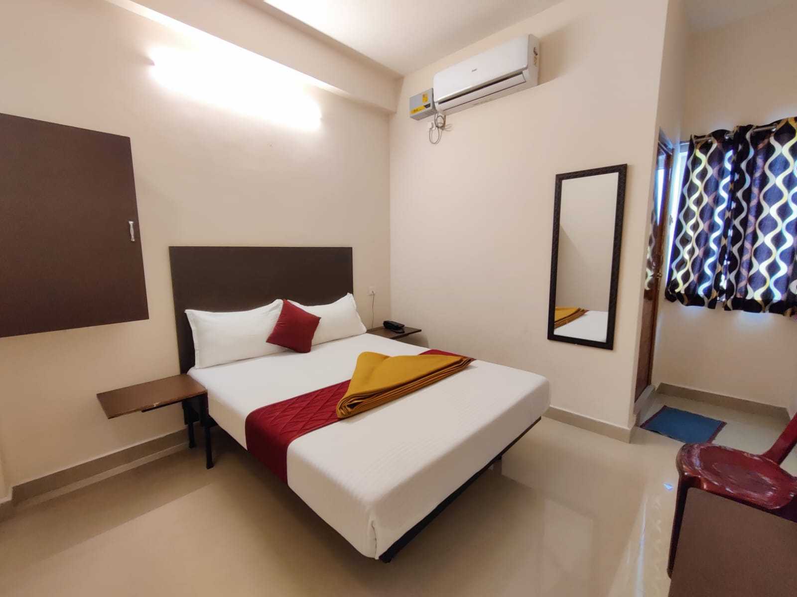 Hotel O Thirumangalam Metro Station Chennai - Tap to explore photos