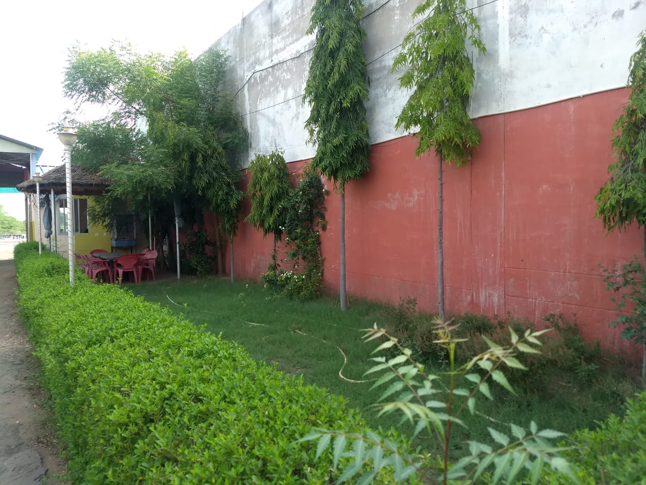 Hotel Keshav Guest House - Tap to explore photos