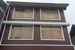 The Kashmiri Paying Guest House, Gulmarg