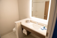 Holiday Inn Express & Suites WARSAW, Kosciusko