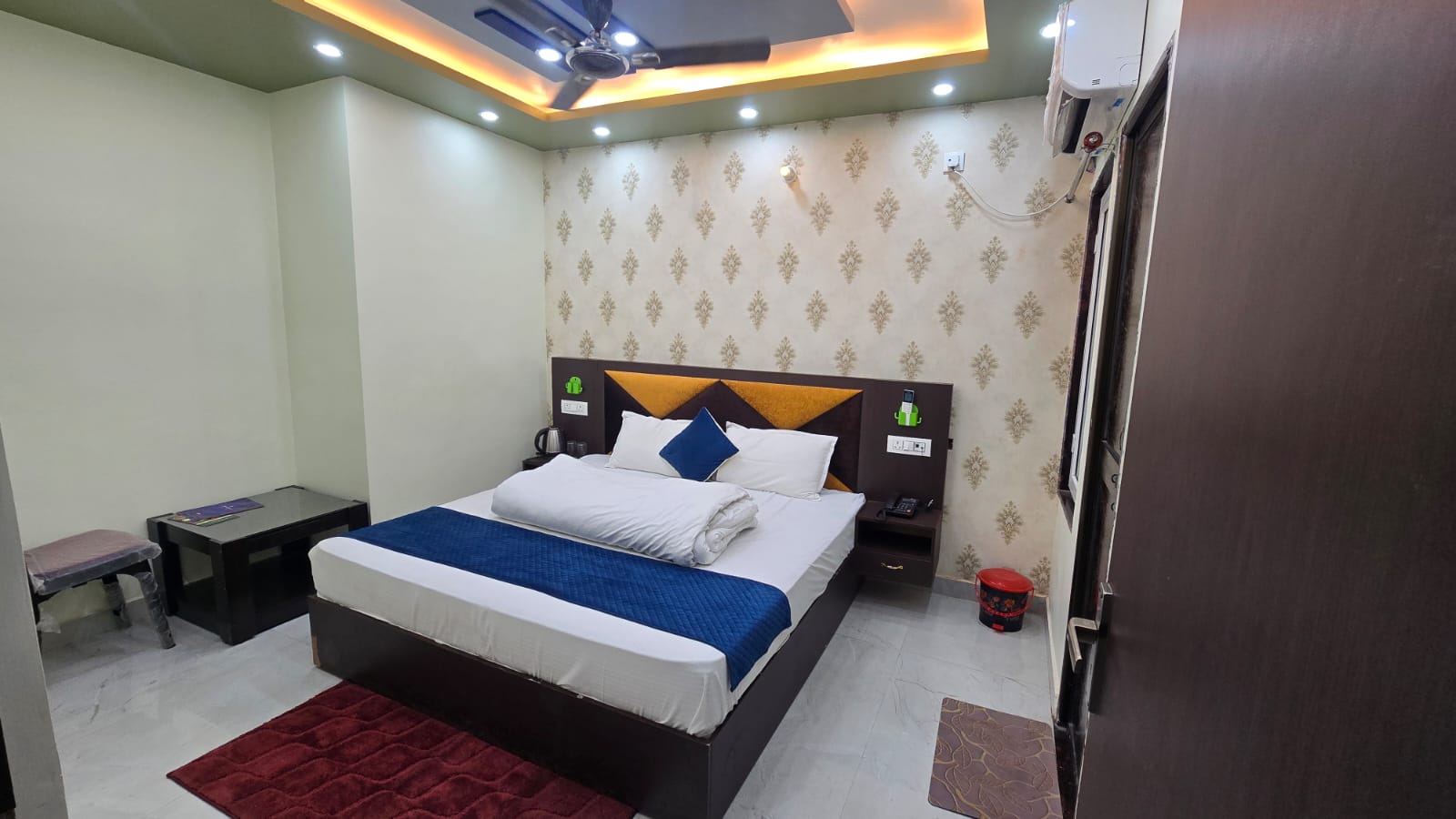 HOTEL RAMAYANAM PALACE - Tap to explore photos